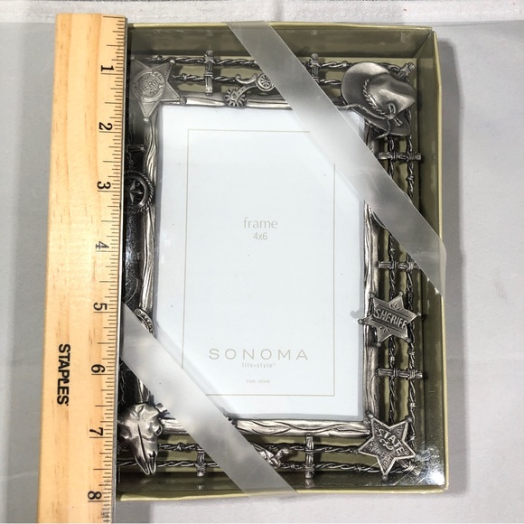 COWBOY WESTERN METAL PHOTO FRAME. Holds a 4” x 6” photo. - Picture 11 of 11